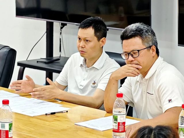 美术学系全体教师及玩滚球的十大靠谱平